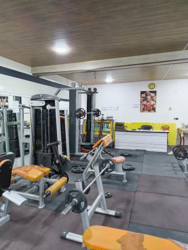 عکس باشگاه بدنسازی اسپاهانا 