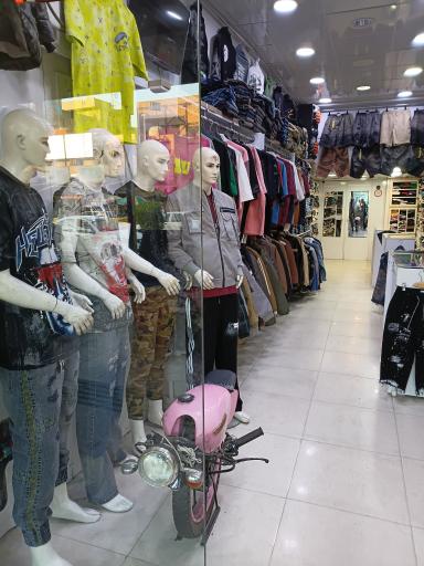 بویتک احسان عباسیان