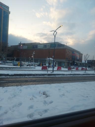 عکس مرکز خرید لاله پارک