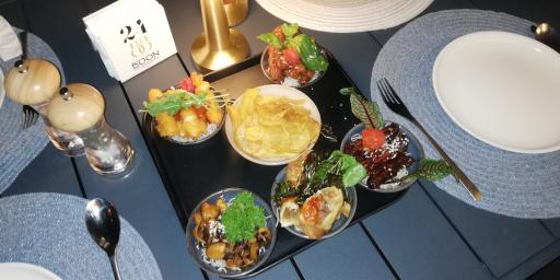 عکس کافه رستوران بوون