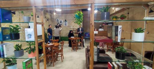 عکس پاتوق کتاب و کافه کتاب