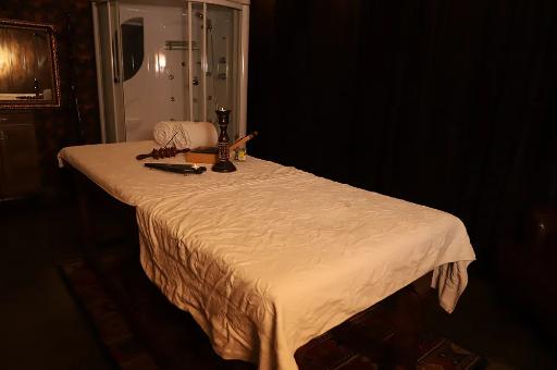 عکس دنیز ماساژ