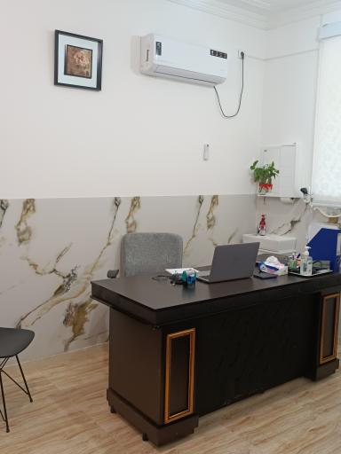 عکس کلینیک زند