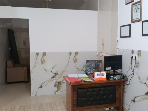 عکس کلینیک زند