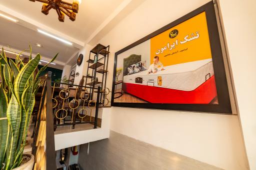 عکس نمایشگاه مرکزی ایرامون