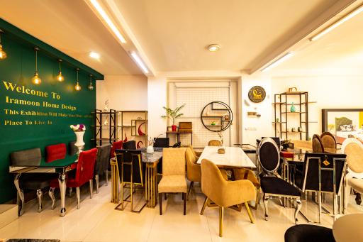 عکس نمایشگاه مرکزی ایرامون