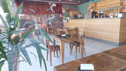 عکس کافه حاج