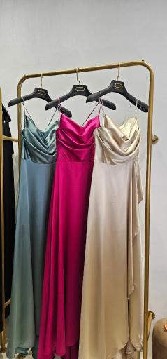 مزون مجلسی پریوار