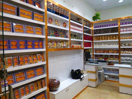 عکس زعفران مقنی باشی(نازمینامادر)