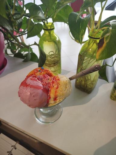 عکس کافی شاپ ملکه