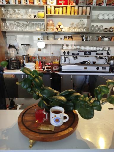 عکس کافی شاپ ملکه