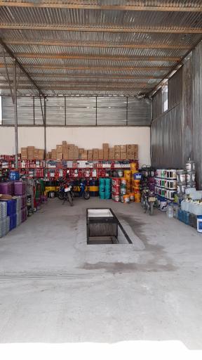 عکس تعمیرگاه و فروشگاه کلان تایر