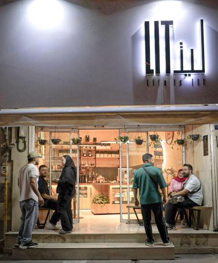 عکس کافه لیت