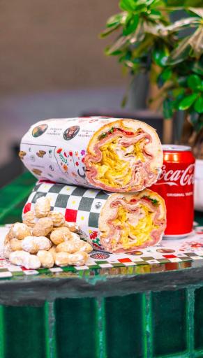 عکس فست فود باماهاس عظیمیه