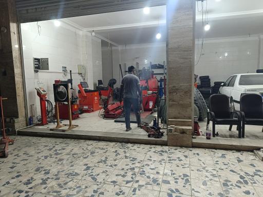عکس آپاراتی ماشین های سبک و سنگین آقای بختیاری