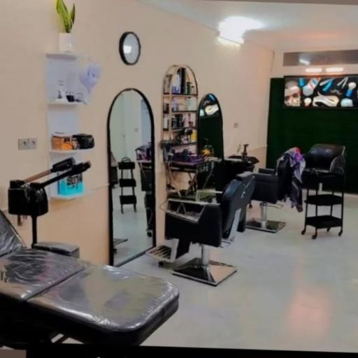 آرایشگاه مردانه هاکان