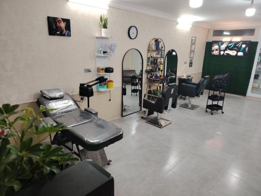 آرایشگاه مردانه هاکان