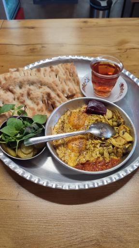 عکس کافه صبحانه خروس