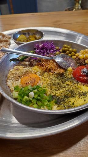 عکس کافه صبحانه خروس