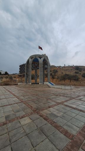 عکس حرم مطهر شهدای گمنام دانشگاه شیراز