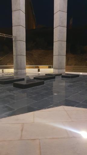 عکس حرم مطهر شهدای گمنام دانشگاه شیراز