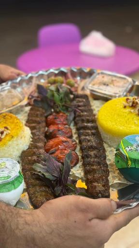 عکس چلو کبابی نقش جهان