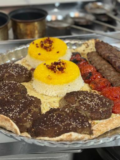 عکس چلو کبابی نقش جهان