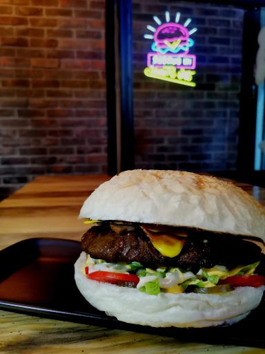 عکس کافه صبحانه خروس