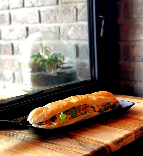 عکس کافه صبحانه خروس