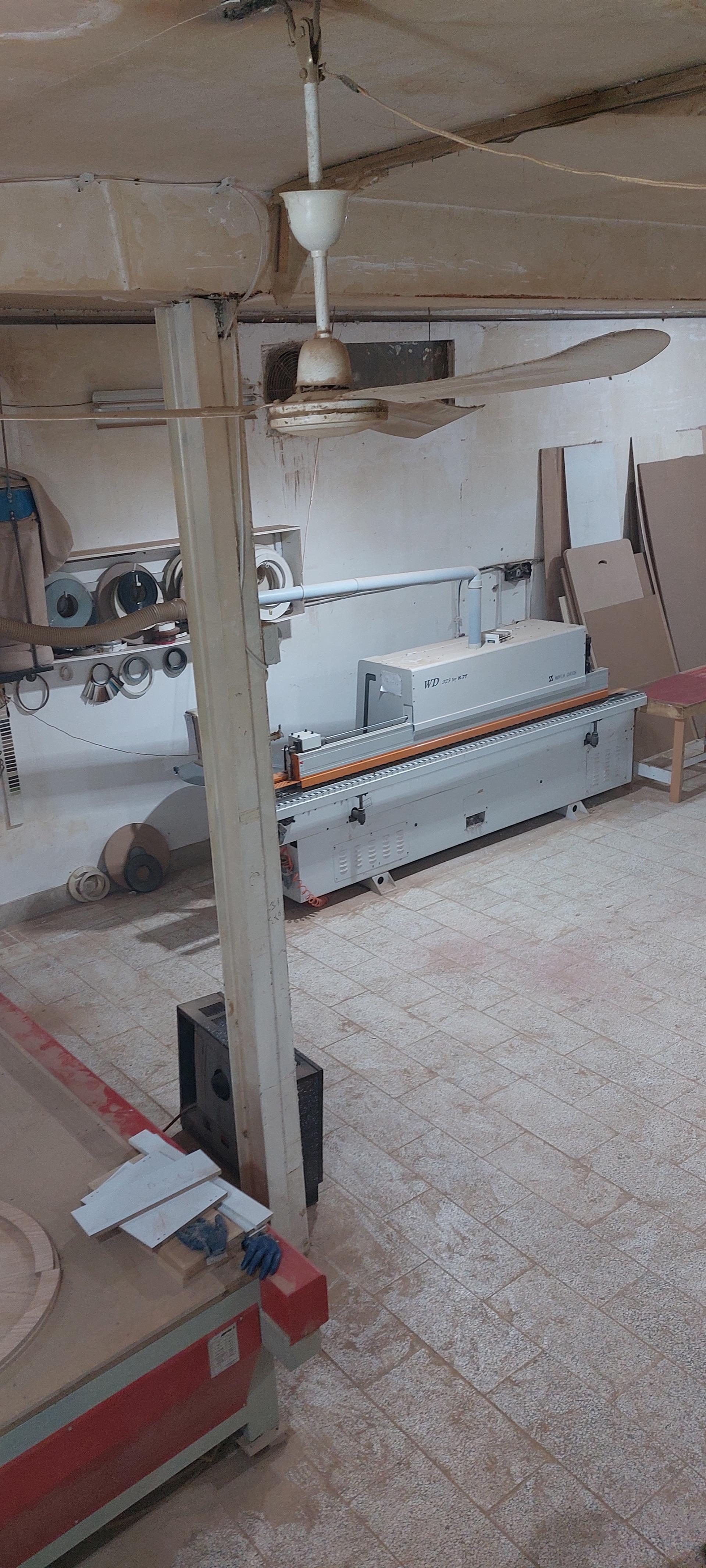 عکس کارگاه چوب ساج