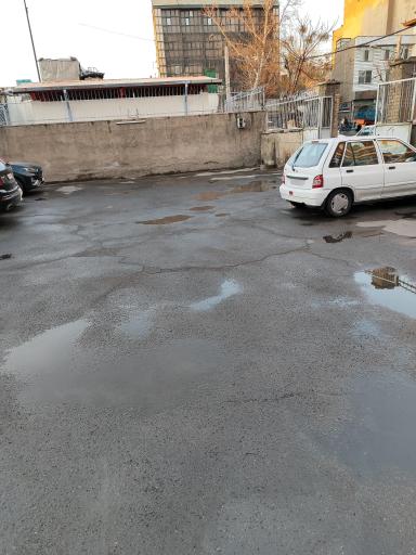 عکس پارکینگ عظیمی (خصوصی)