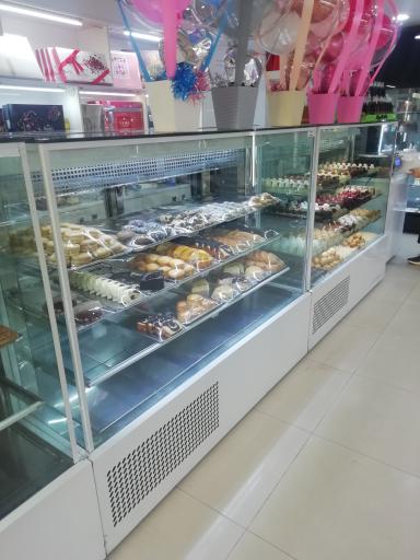 عکس شیرینی هما (شعبه وی آی پی)