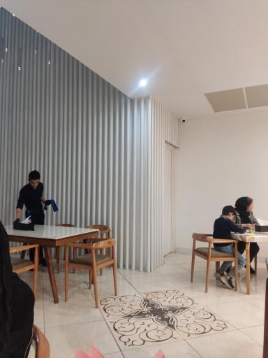 عکس رستوران گلی خانم