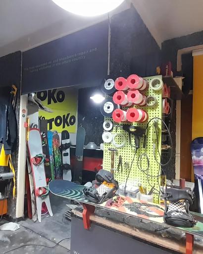 عکس کارگاه تعمیرات و تیونینگ اسکی