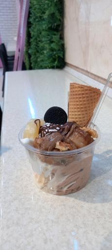 عکس آبمیوه و بستنی وانیلو