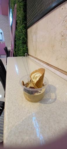 عکس آبمیوه و بستنی وانیلو