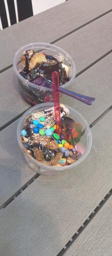 عکس آبمیوه و بستنی وانیلو