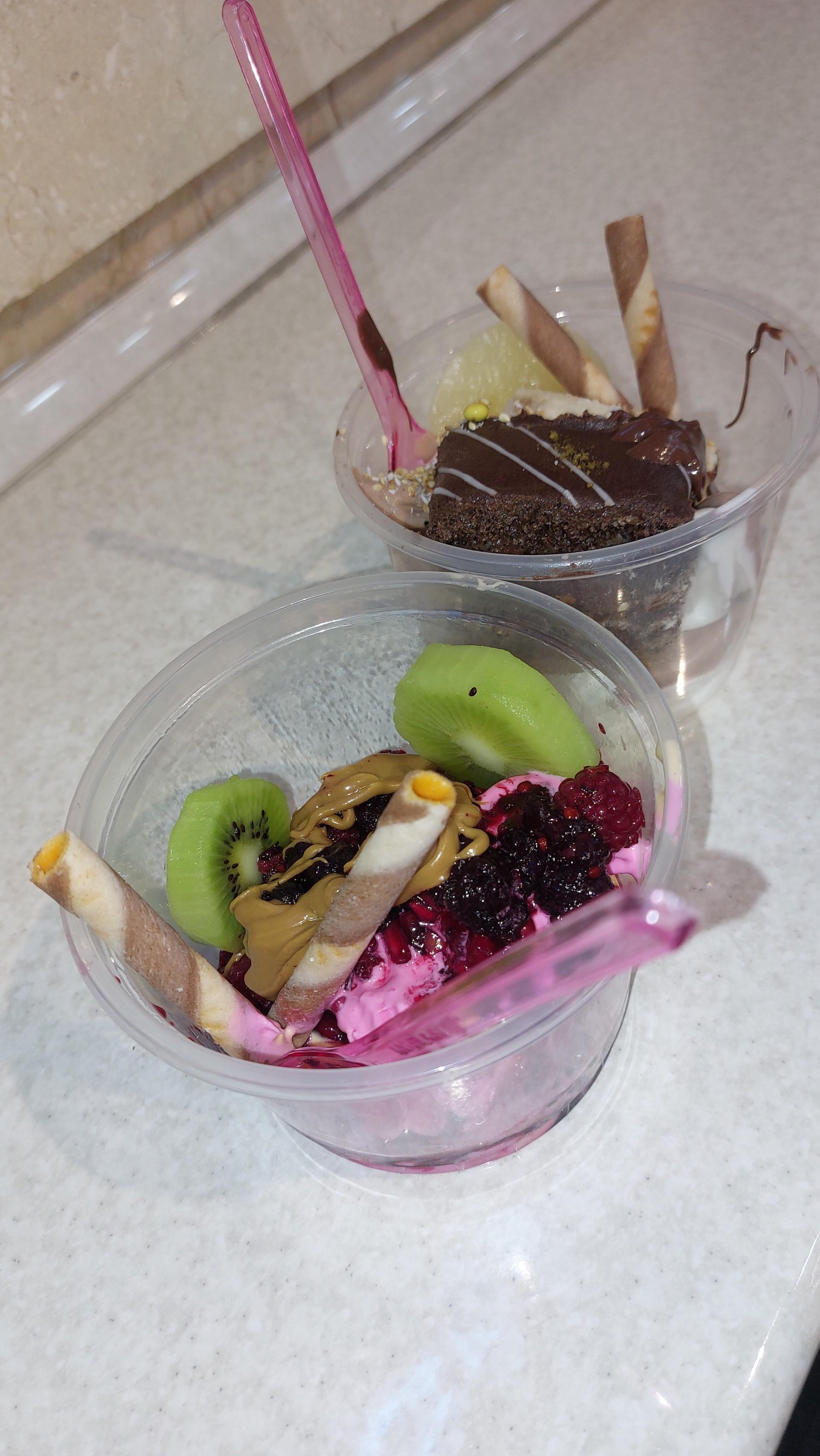 عکس آبمیوه و بستنی وانیلو