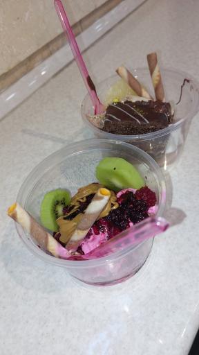 عکس آبمیوه و بستنی وانیلو