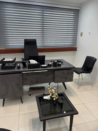 عکس مطب دکتر سارا وحدانی متخصص مغز و اعصاب