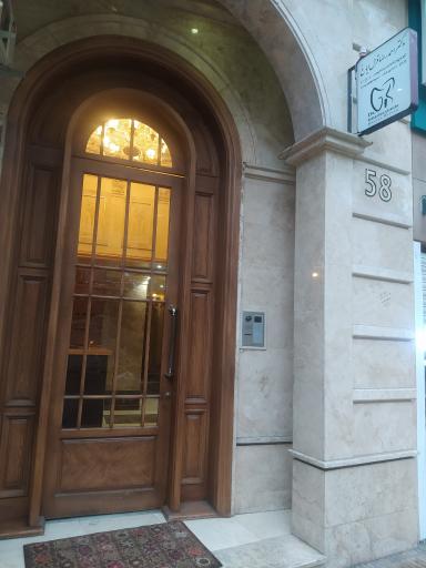 عکس دندانپزشکی دکتر احمدرضا قزل اَیاغ