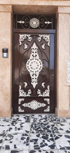 عکس گل نرده و فرفروژه سالار