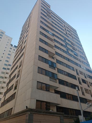 عکس برج شکوفه c1