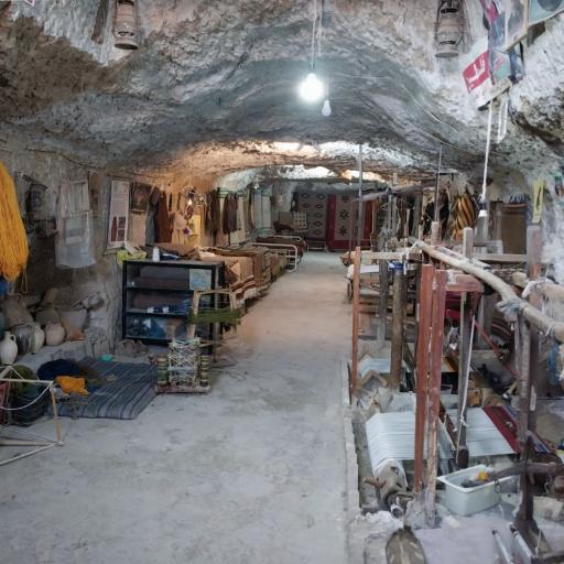 عکس فروشگاه صنایع دستی رمضانی