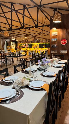 عکس دهکده توریستی آویشار 