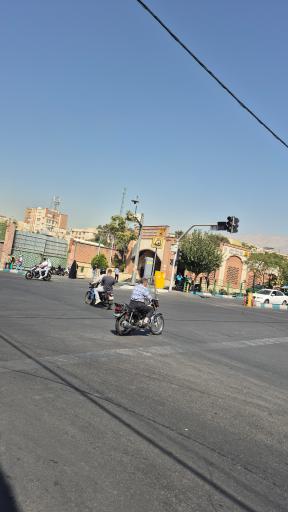 عکس ورودی مترو ایستگاه خواجه عبدالله انصاری