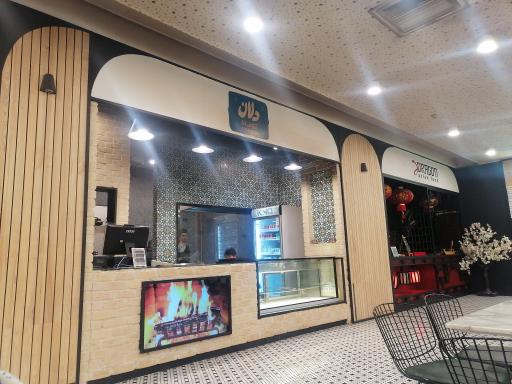 عکس فودکورت دامون