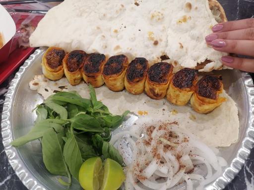 عکس فودکورت دامون