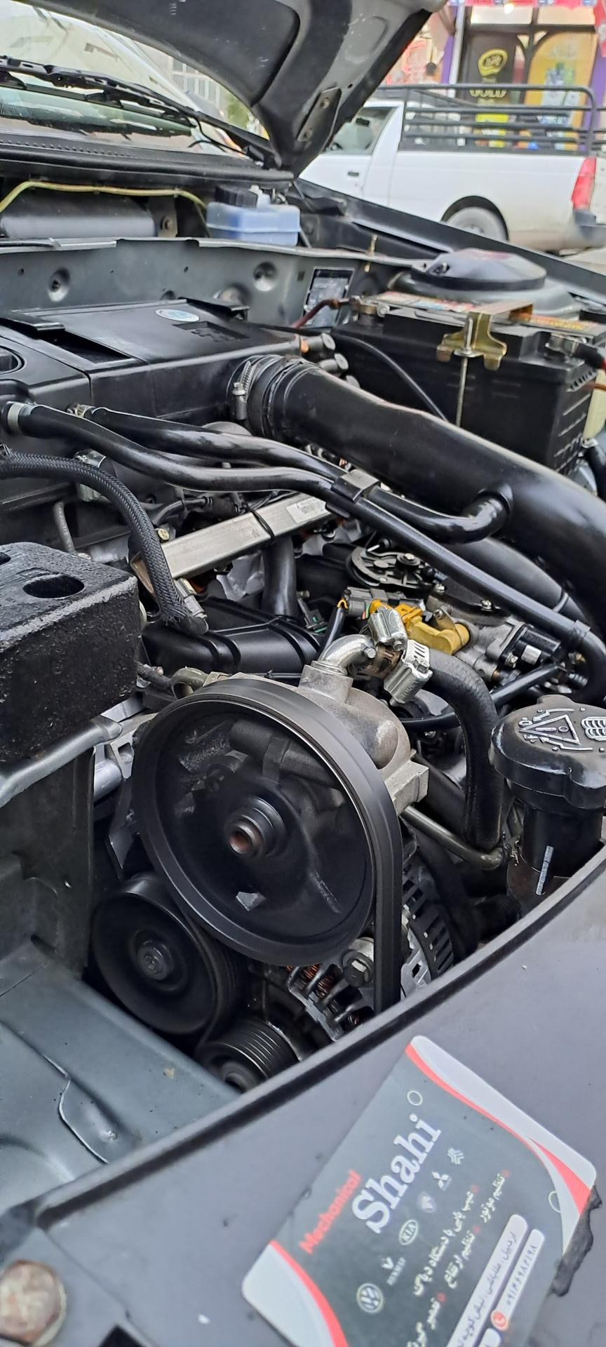 عکس مکانیکی محمدرضا شاهی 