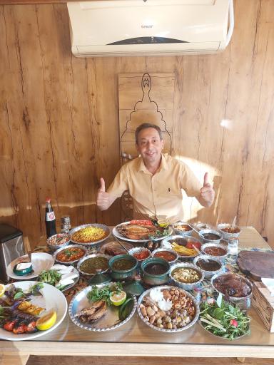 رستوران سنتی نازخاتون